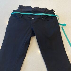 Top shop Jamie maternity jeans 26/32 solid black. Super nice material.